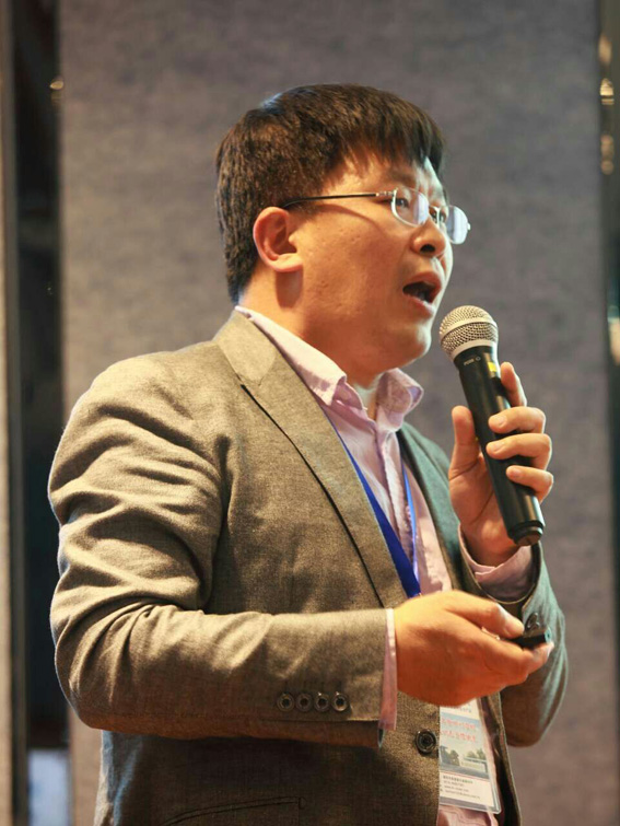 11日下午沈阳瑞得塑胶制造有限公司陈振伟工程师.jpg